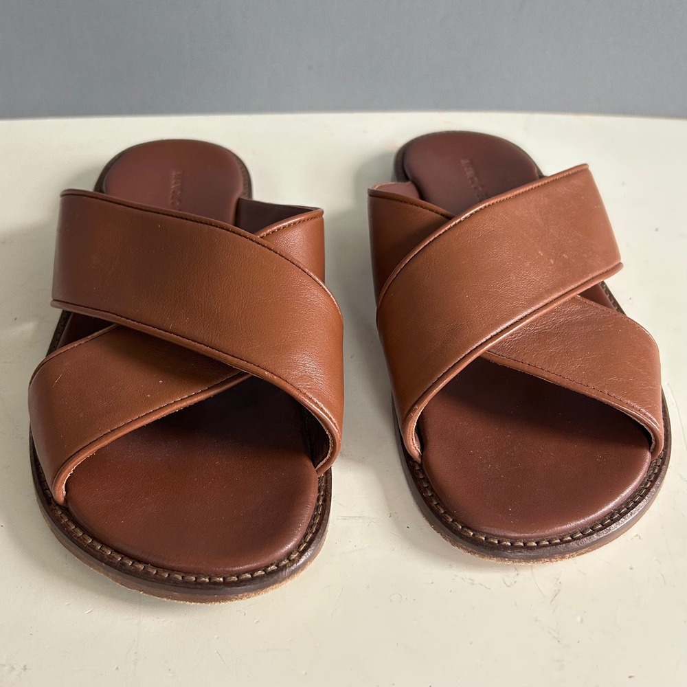 Manolo Blahnik Sandals Mens size 7 Brown Leather Criss Cross Slide Italy Euro